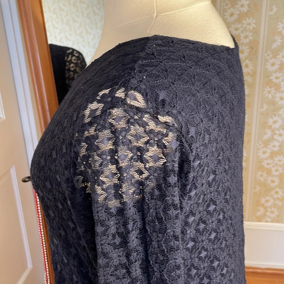❤️ Beautiful Lacey lined Top ❤️ made in Italy!! - Picture 5 of 8
